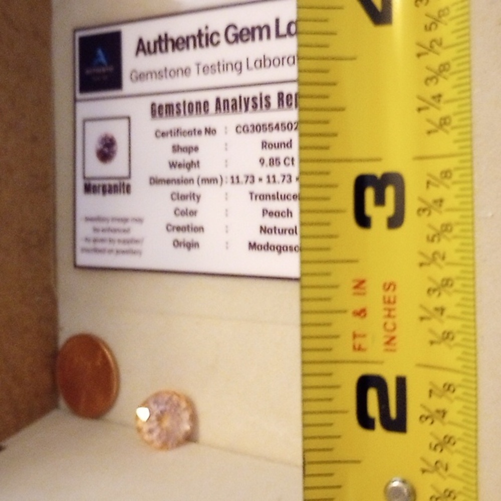 MORGANITE - 9.85 Carats - NATURAL, Genuine PEACH MORGANITE from MADAGASCAR - Picture 14 of 17